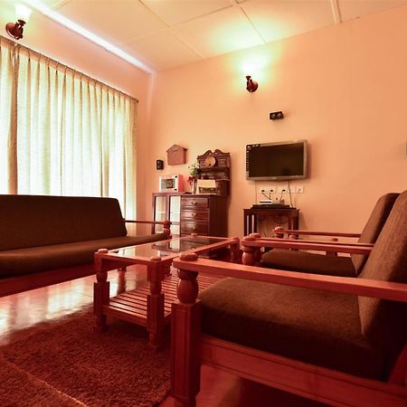Manalar Otel Gudalur  Oda fotoğraf